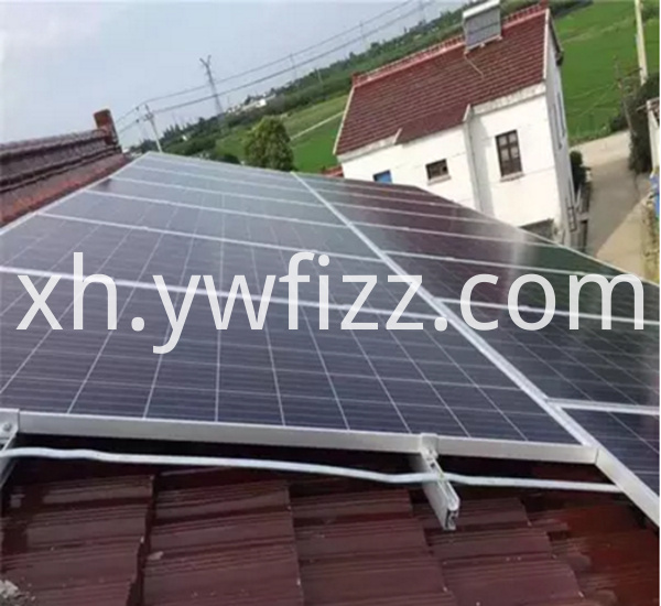 Izixhobo zoMbane zeNkqubo zoLuntu Household Power Generation System Components